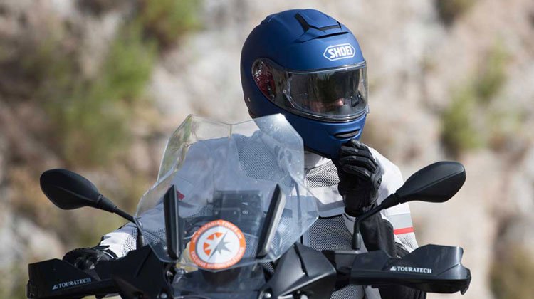 3 Shoei Neotec 2 helmet review editorial