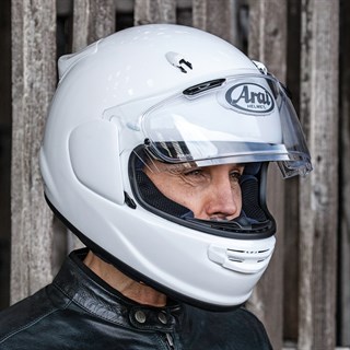 Arai Quantic helmet in diamond whiteAlternative Image5