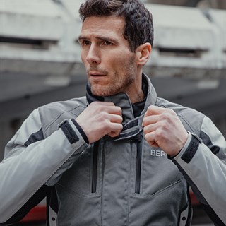 Bering Antartica GTX jacket in greyAlternative Image3