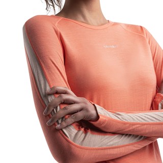 Icebreaker ladies merino 125 Zoneknit long sleeve crew neck in tangerineAlternative Image5