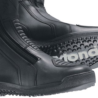 Daytona Road Star GTX wide fit boots in blackAlternative Image3