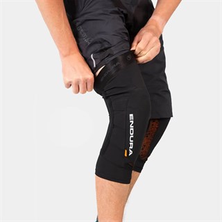 Endura MT500 D30 Ghost knee socksAlternative Image1