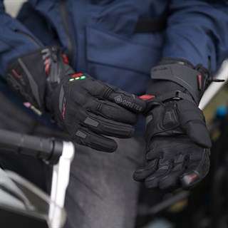 Five HG Prime GTX heated gloves in blackAlternative Image5