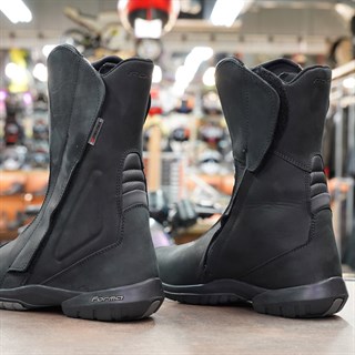 Forma Frontier Dry boots in blackAlternative Image3
