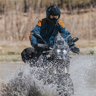 Fuel Astrail jacket in navyAlternative Image3