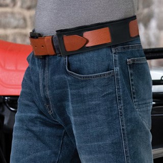 Halvarssons Waist Zip in black Alternative Image5