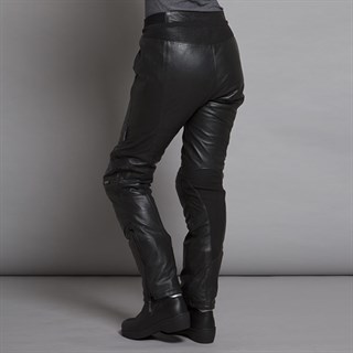 Halvarssons Tengil ladies leather trousers in blackAlternative Image5