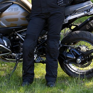 Halvarssons Gnon ladies pants in blackAlternative Image5