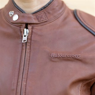Halvarssons Nyvall ladies leather jacket in cognacAlternative Image3