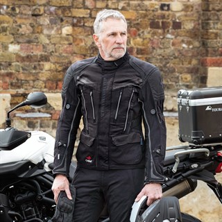 Halvarssons Mora jacket in blackAlternative Image3