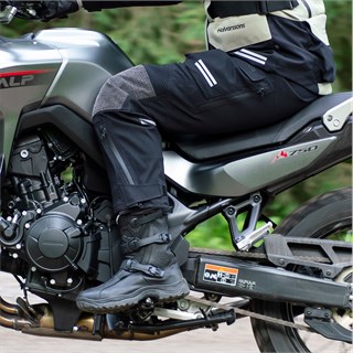 Halvarssons Dalen pants in blackAlternative Image5