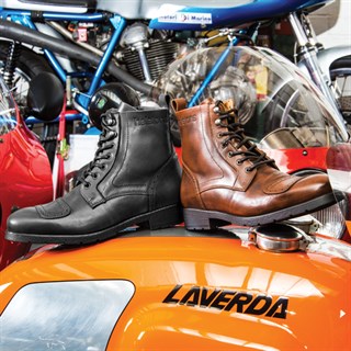 Helstons Travel boots in blackAlternative Image3