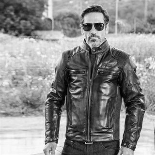 Helstons Trust jacket in blackAlternative Image3