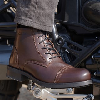 Helstons Rogue boots in bordeauxAlternative Image1