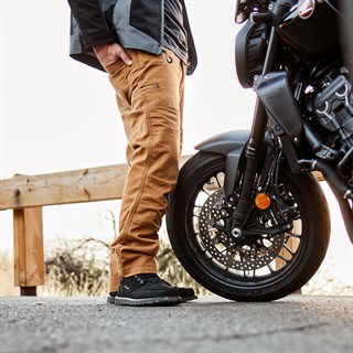 Klim Outrider pants in duck brownAlternative Image3