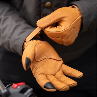 Lee Parks DeerTours gloves in tanAlternative Image3