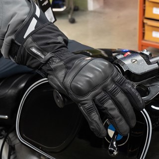 Richa Hypercane GTX gloves in blackAlternative Image3
