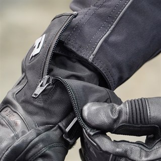 Richa Sleeve Lock GTX gloves in blackAlternative Image5
