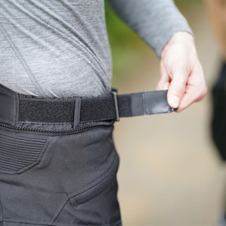 Richa Infinity 2 Adventure trousers in blackAlternative Image3