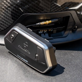 Schuberth SC Edge comms system for C5 / E2 / S3 - SAVE £56.67 when purchased with a helmetAlternative Image1