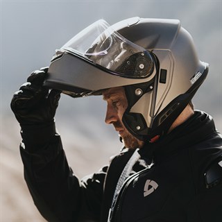 Shoei Neotec 3 helmet in matt deep greyAlternative Image3