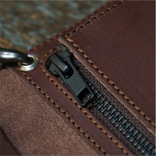Lennie leather biker wallet in dark brown with chainAlternative Image1