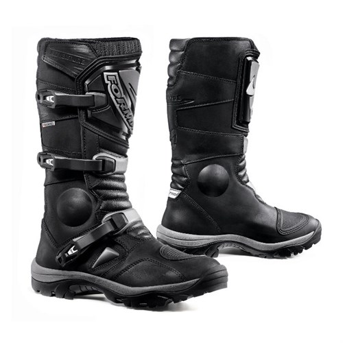 Forma Adventure Dry boots in black