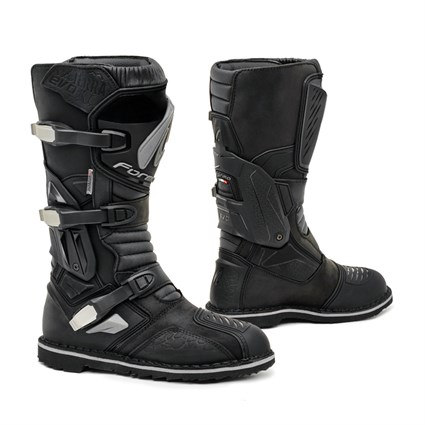 Forma Adventure Dry boots in black