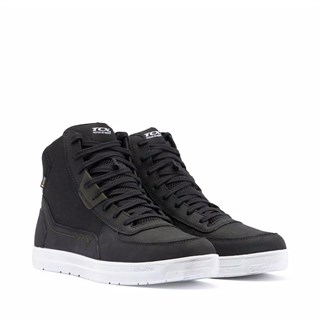 TCX Mood 2 GTX boots in black