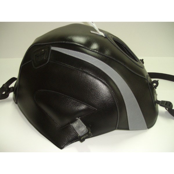 ns 200 petrol tank cover price