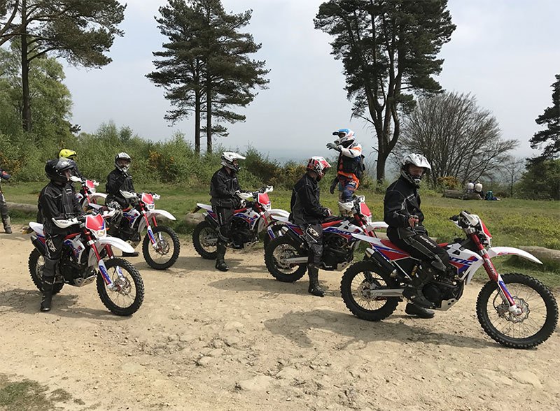 Motolegends ladies off-road trip