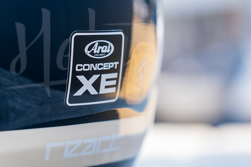 Arai-Concept-XE-helmet-detail