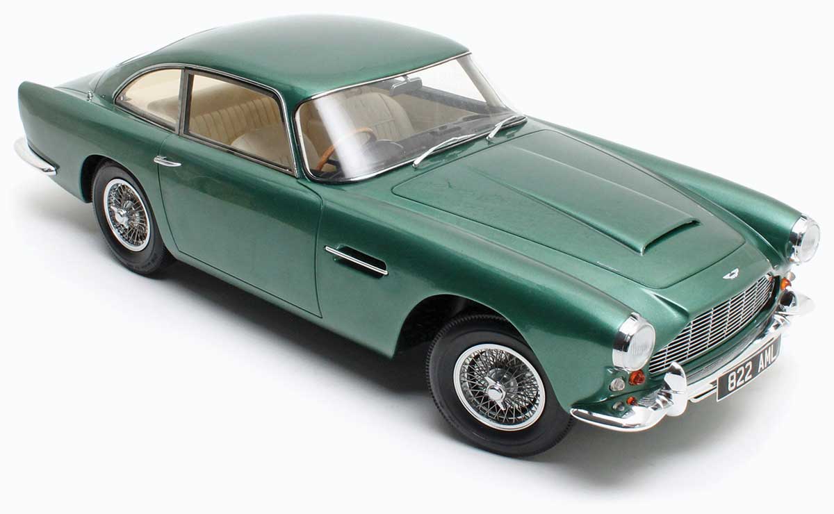 Aston Martin DB4 1:43  Scale Diecast Model 