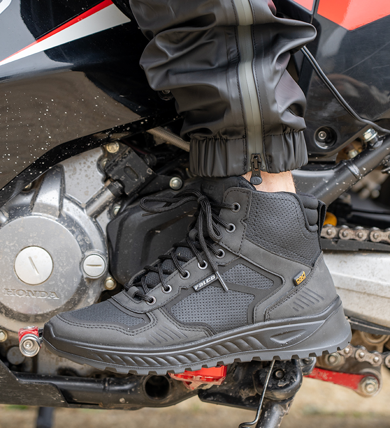 Top 10 short motorcycle boots 2024 | Motolegends